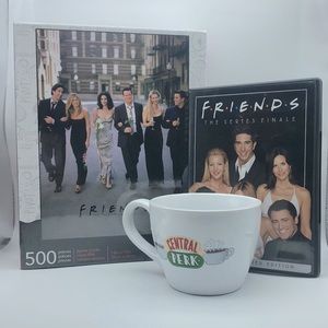 FRIENDS Bundle: Mug, Puzzle and Series Finale DVD
